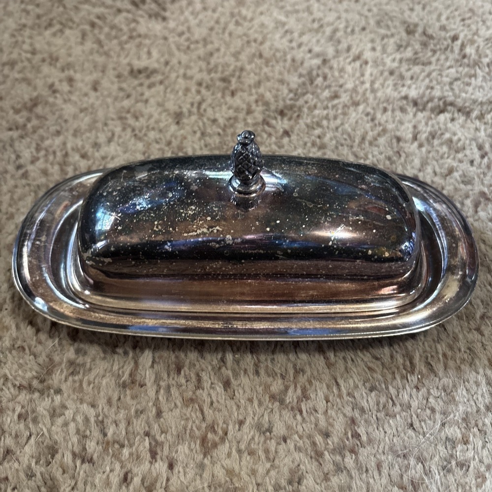 WM. ROGERS VINTAGE SILVER PLATE BUTTER‎ DISH WITH LID & GLASS INSERT 987